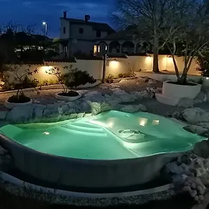 Terra Rossa Apartment