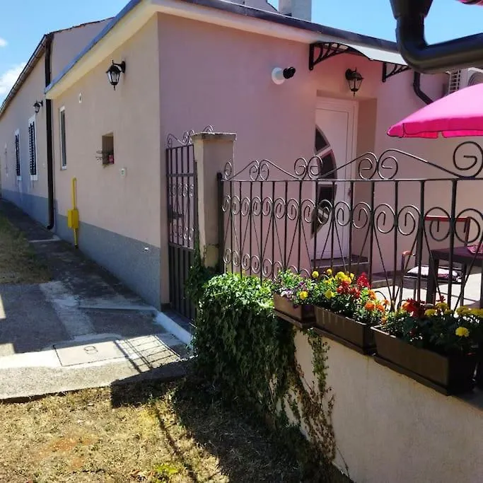 Nyaraló Kuca Lilla Villa Loborika